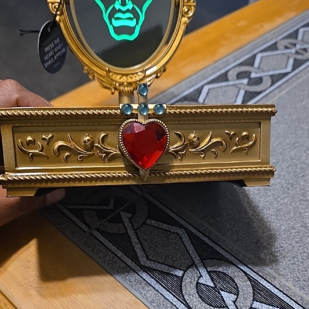 Disney Gold Mirror Jewelry Box with Red Heart - Picture 4 of 6